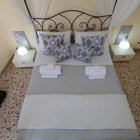 Jamari'S Rooms Марсала Екстериор снимка