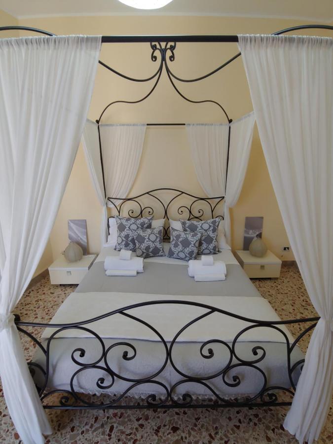 Jamari'S Rooms Марсала Екстериор снимка