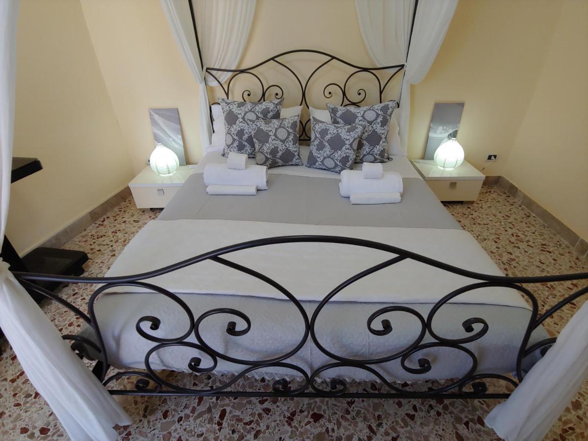 Jamari'S Rooms Марсала Екстериор снимка